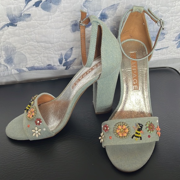 Chunky High Heeled Sandal - Picture 2 of 5